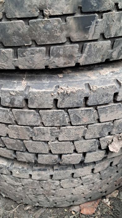 Шини вантажнi 225.75.17.5 Aeolus