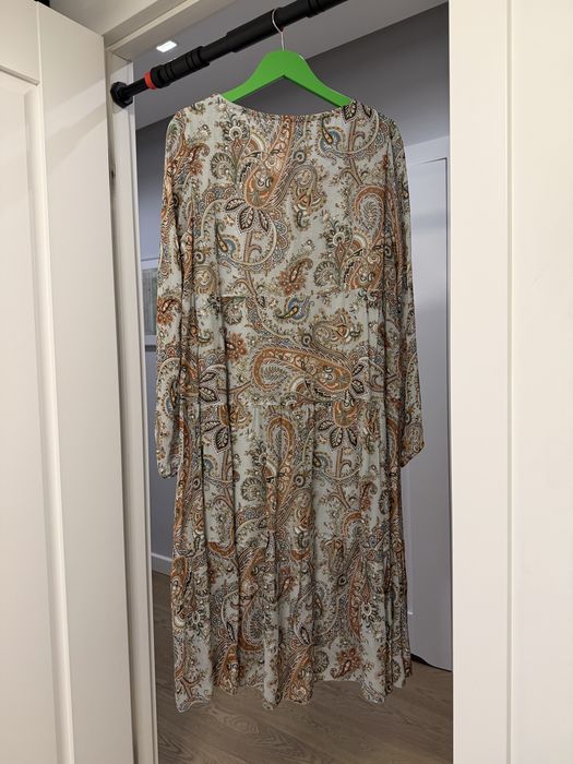 Jesienna sukienka z wiskozy 40/L