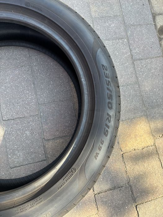 235/50R19 99W Pirelli P zero -  Demo 2021 r- Lato