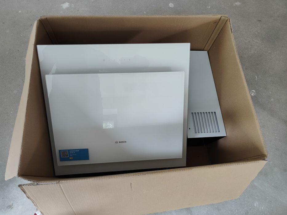 Okap Bosch dwk67cm20