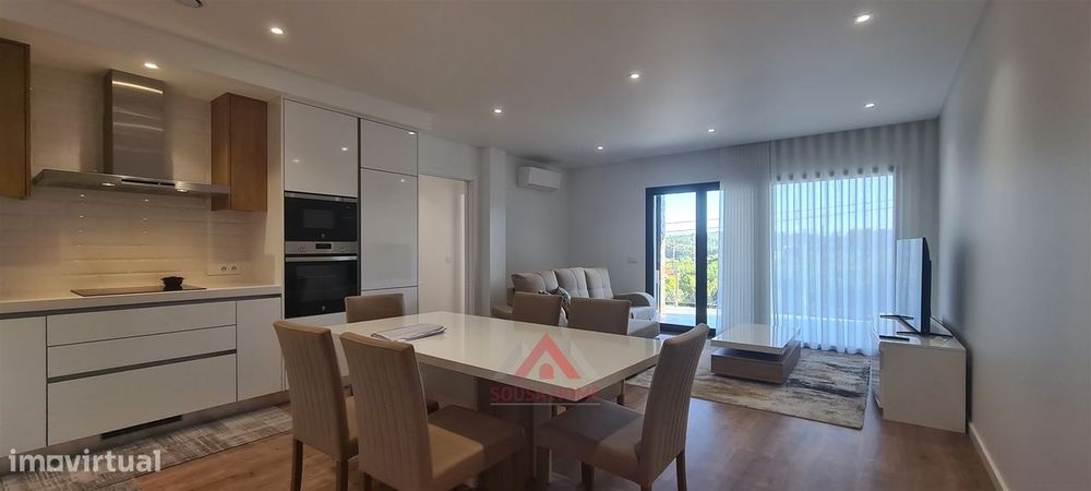 Apartamento T3 - Terraço c/ churrasqueira / Garagem