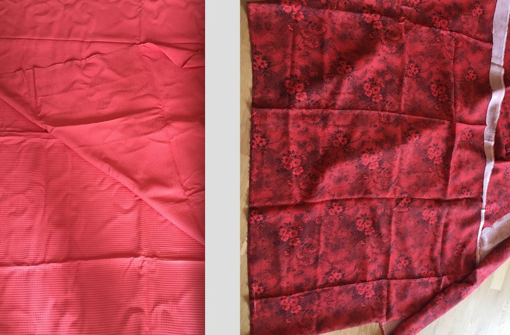 Отрезы ткани, нитки, пуговицы