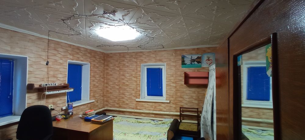 ПРОДАМ будинок з усіма зручностями в Балаклії.Ціну знижено!