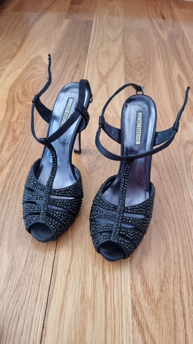 Vendo Sandálias Pretas Luciano Barachini