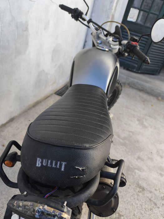 Bullit Hero 125