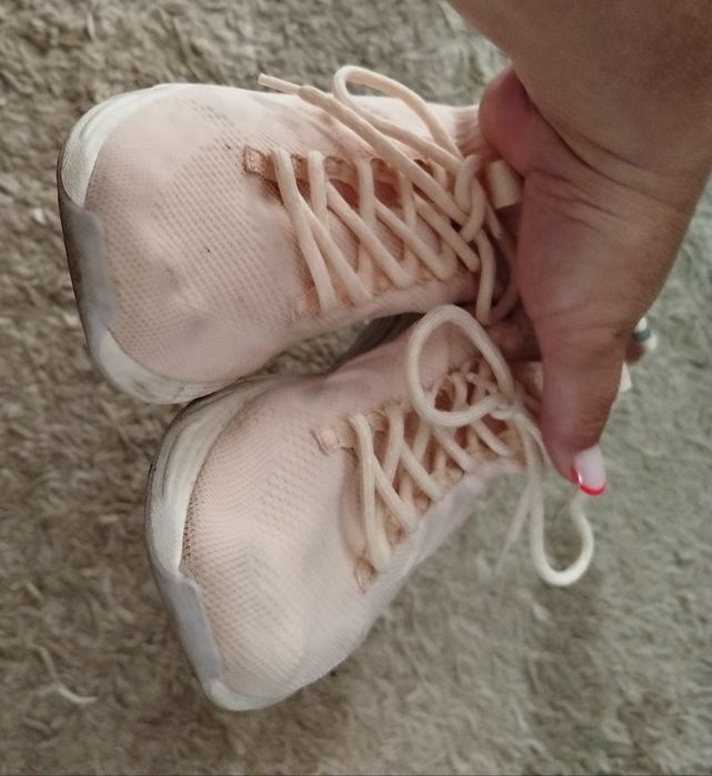 Buty sportowe damskie Oliver rozmiar 39 stan bardzo dobry