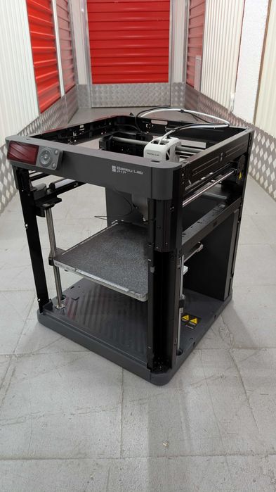 Bambu LAB P1P 3D printer + Filament + Dryer