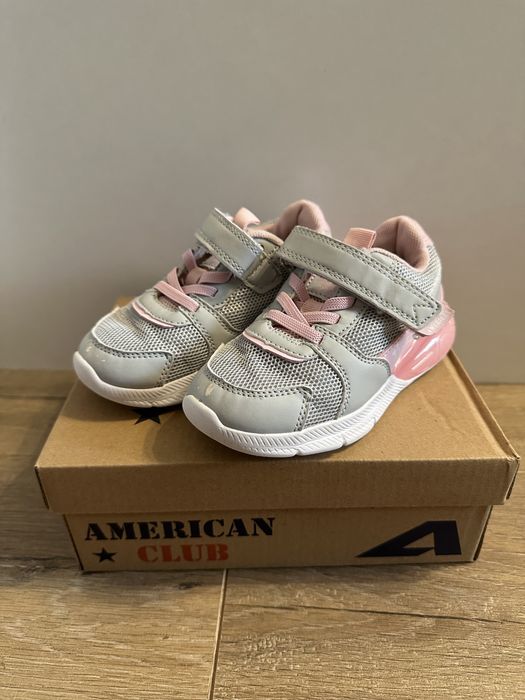 Кросівки для дівчинки American Club 26