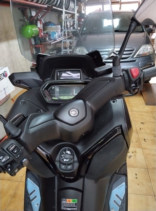 Yamaha XMAX 125 Tech MAX 2024 700KM