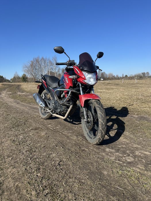 Мотоцикл Lifan kp 200