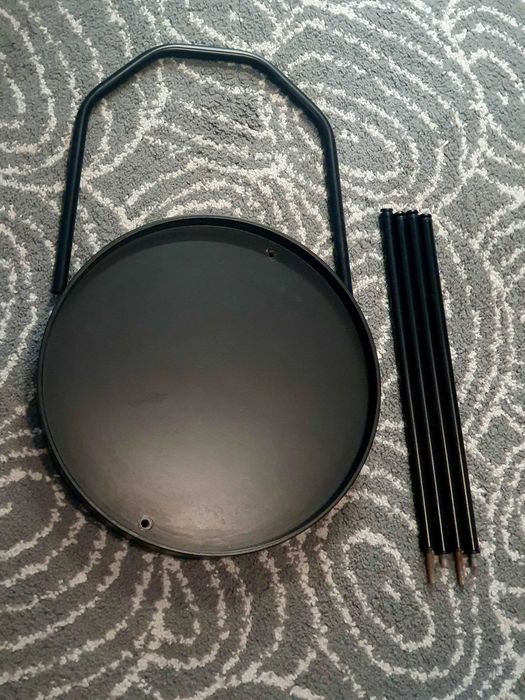Mesa Burvik- IKEA