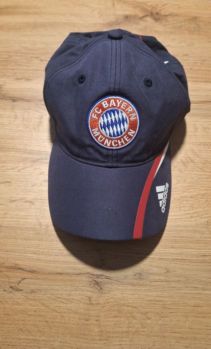 czapeczka z daszkiem Adidas Bayern Monachium hat