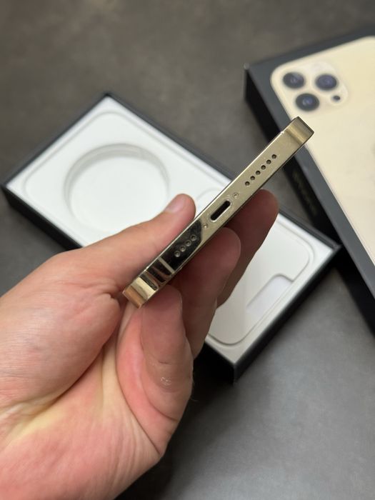 iphone 13 pro max 256 gold - купити мобільні телефони та смартфони