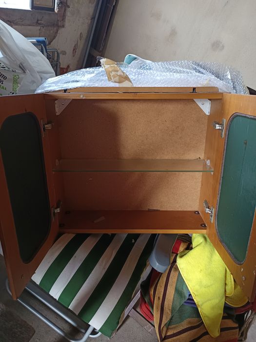 Movel casa de banho com espelho