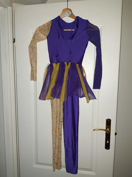 Strój sceniczny do gimnastyki artystycznej dla dziewczynki