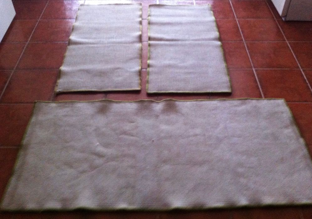 jogo tapetes de quarto novos