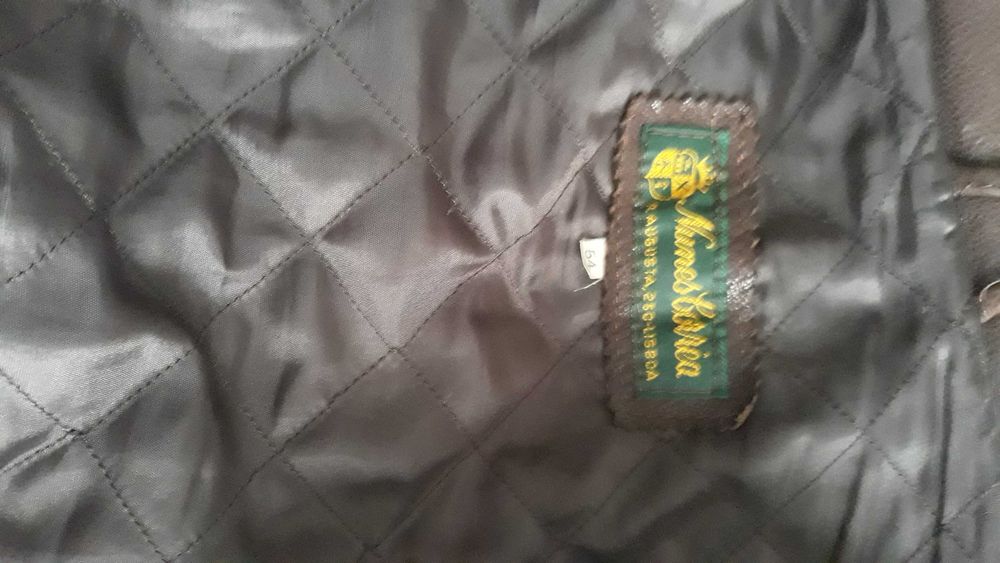 Casaco  de homem  em pele genuína