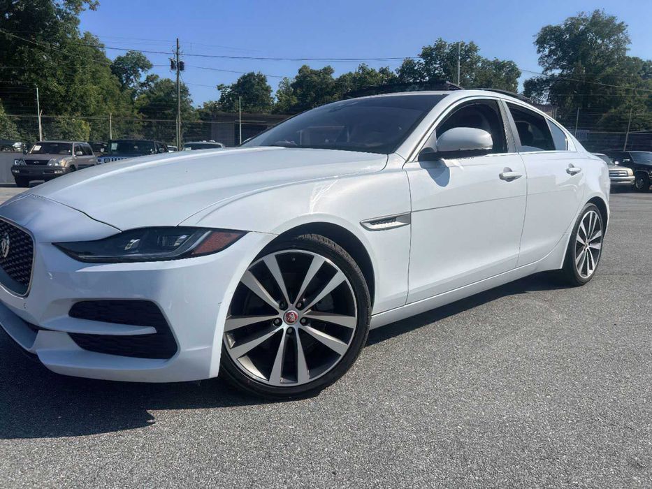 Jaguar XE P250 S      2020