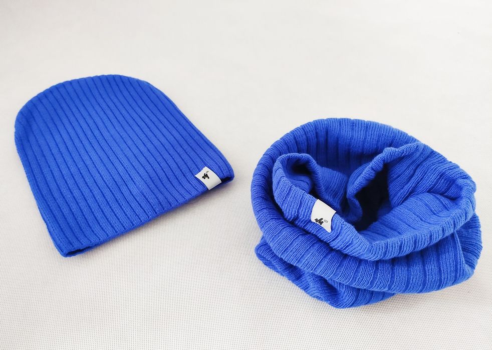 Komplet czapka+ komin