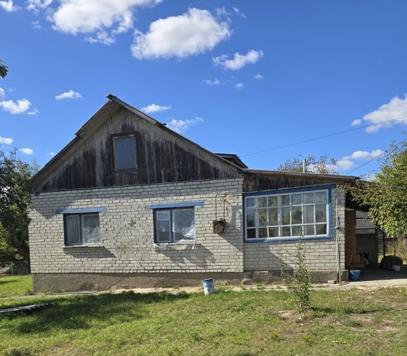 Продам будинок в селі