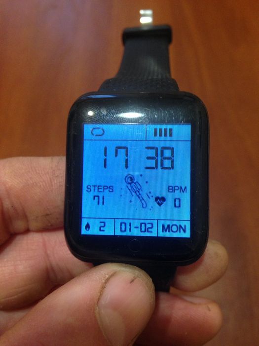 Смартчаси фітнесбраслет