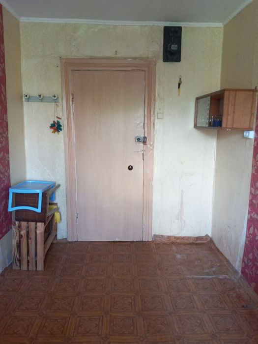 Продам дешево  кімнату у гуртожитку біля переходу!!! !