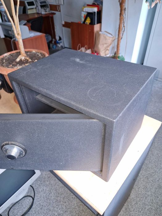 Сейф для грошей та документів ПАРИТЕТ-К  (ТМ GRIFFON)