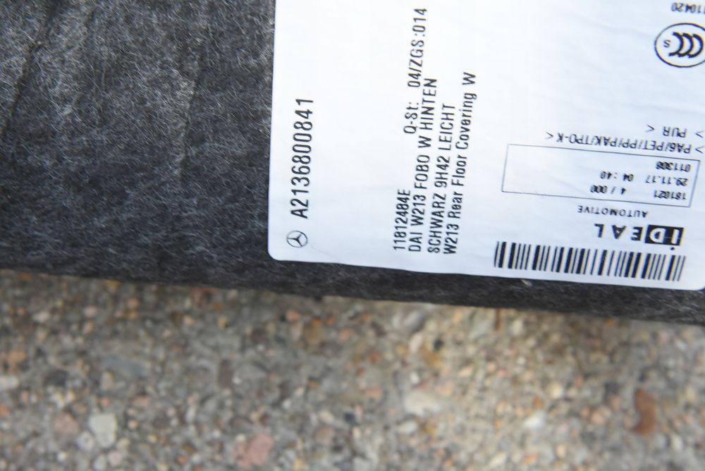 mercedes w213 kombi wykładzina podłoga dywan czarna kpl.