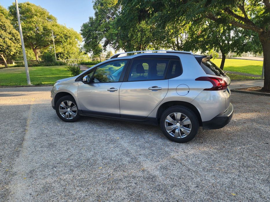 Peugeot 2008 1.2 PureTech Ano 2019
