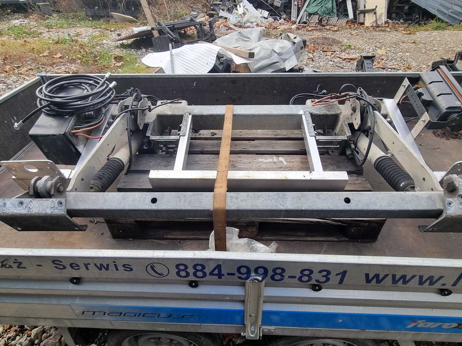 Winda Dhollandia 1000 kg do Iveco Daily z montazem.