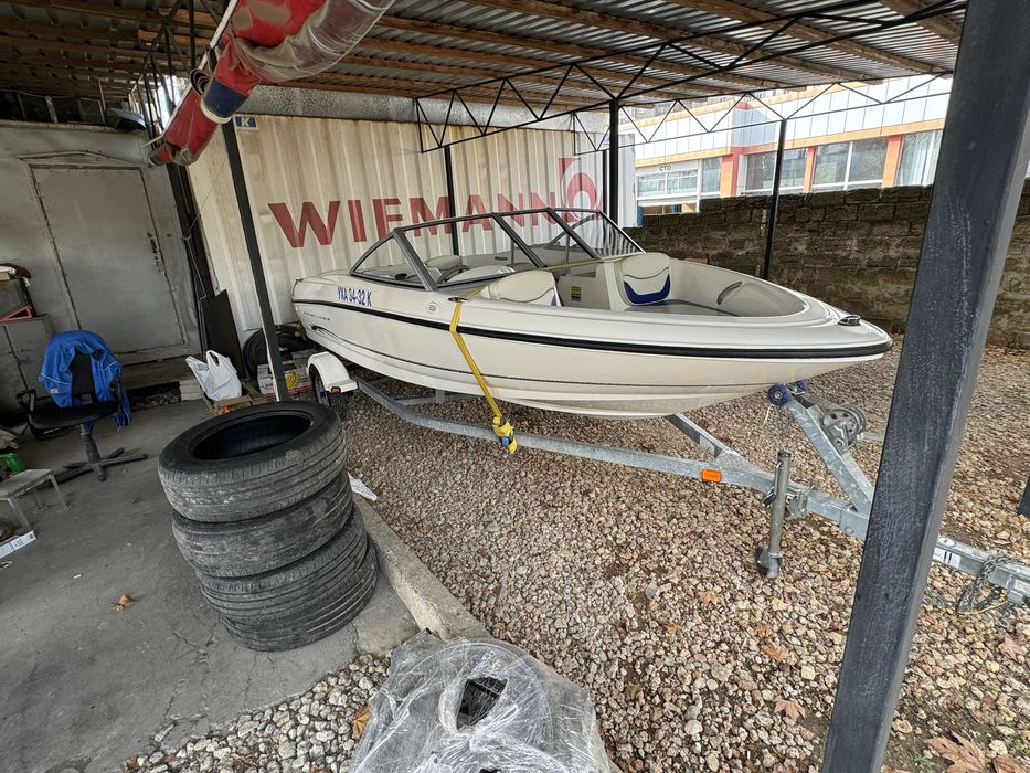 Лодка Bayliner 175