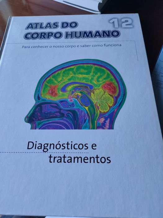 2 volumes encadernados da coleção Atlas do Corpo humano