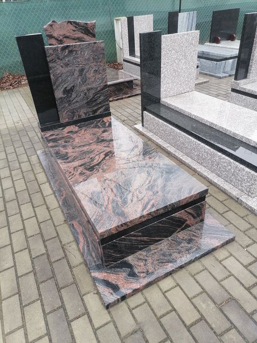 Nagrobki granitowe