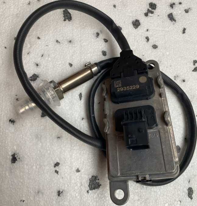 Новий Оригінальний Датчик NOx Scania 2935229 / 2935228 Euro 6