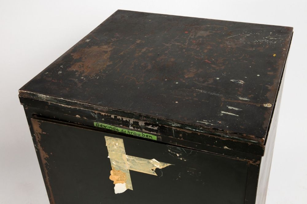 Armário de oficina em metal preto lacado | Vintage