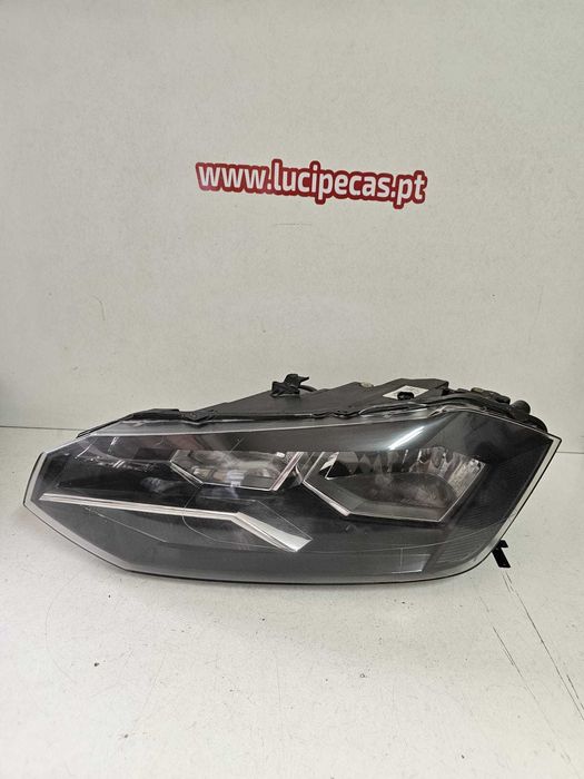 Ótica esquerda VW Polo VI | 127555
