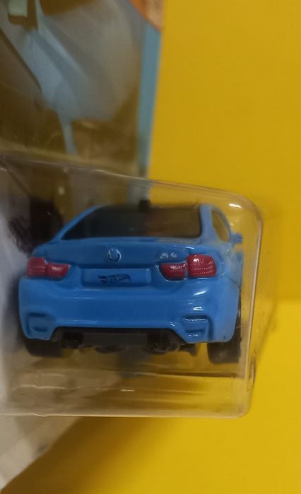 Bmw m4 hot wheels