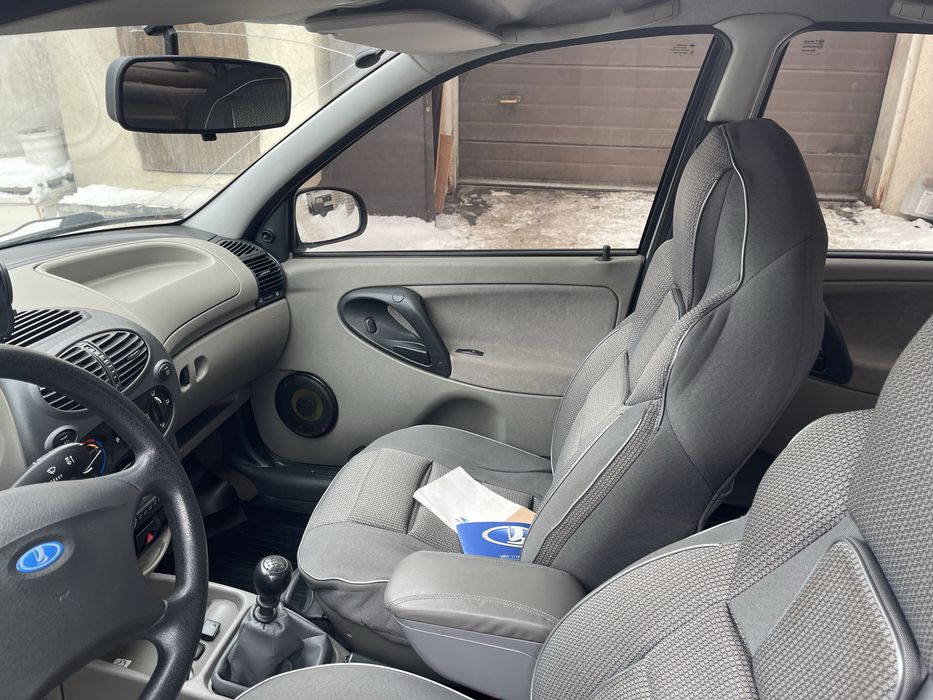 Автомобиль полностью ухоженный хорошем состоянии