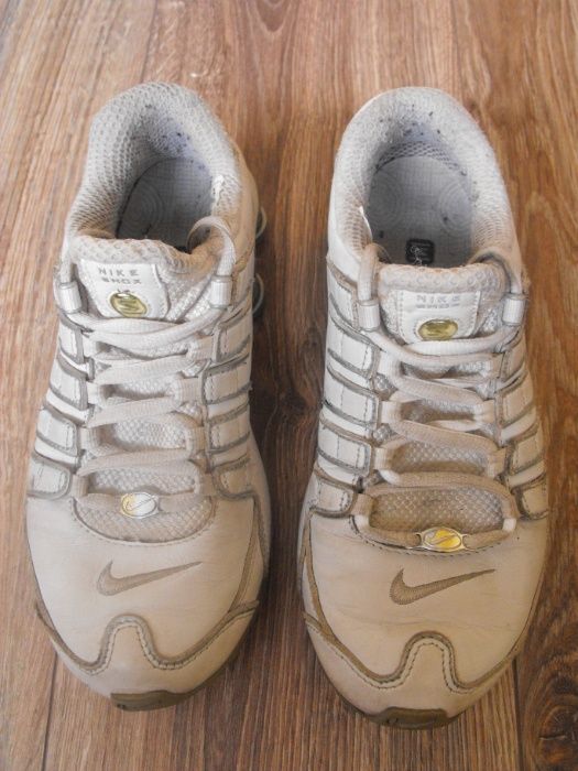 Buty NIKE Shox 36/37 23.5cm Skóra* biegowe buty sportowe białe