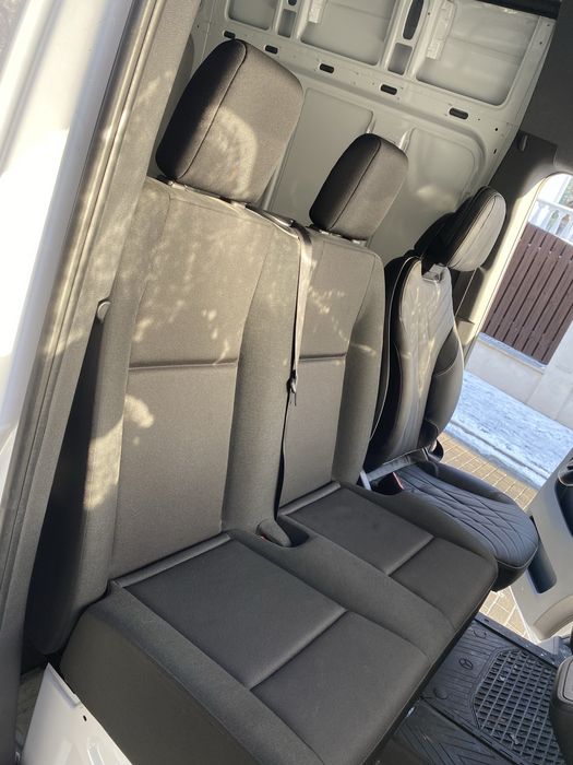 Komplet foteli Mercedes Sprinter 907 23r