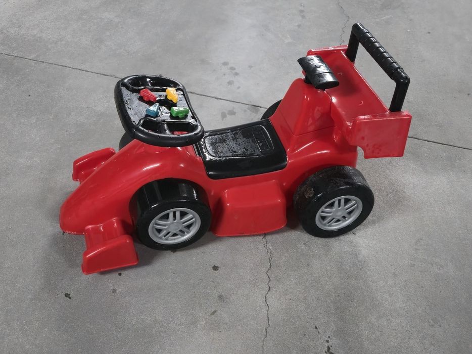 Carro de plástico feber da ferrari