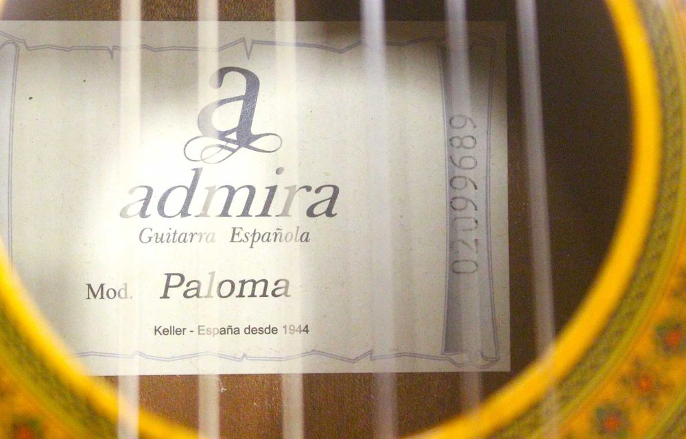 Гитара Admira Испания + чехол Цельный кедровый топ Классическая
