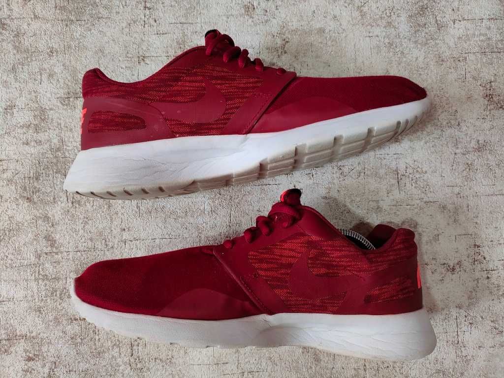 Nike kaishi ns maroon hot sale