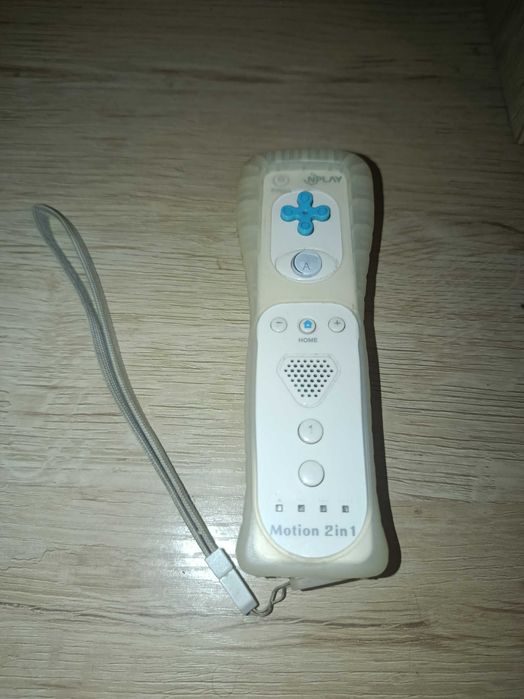 Wii mini vermelha