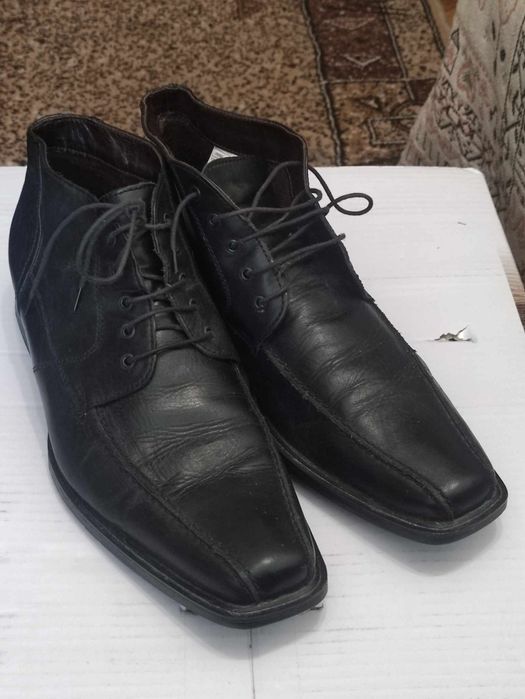 Туфлі демісезонні Venturini 44 розмір