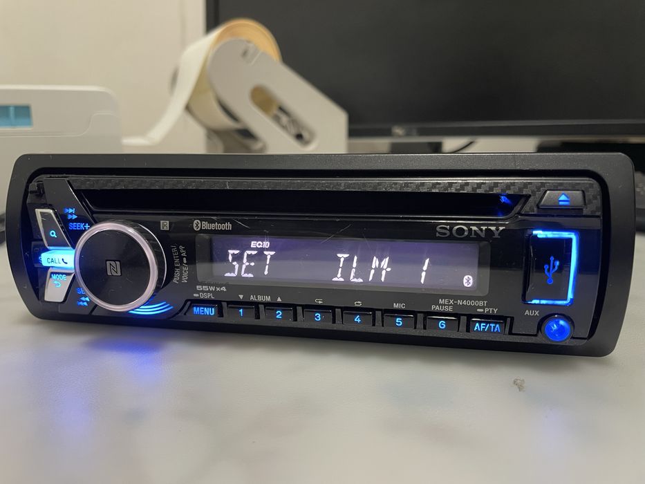 Auto radio sony  Mex-N4000BT