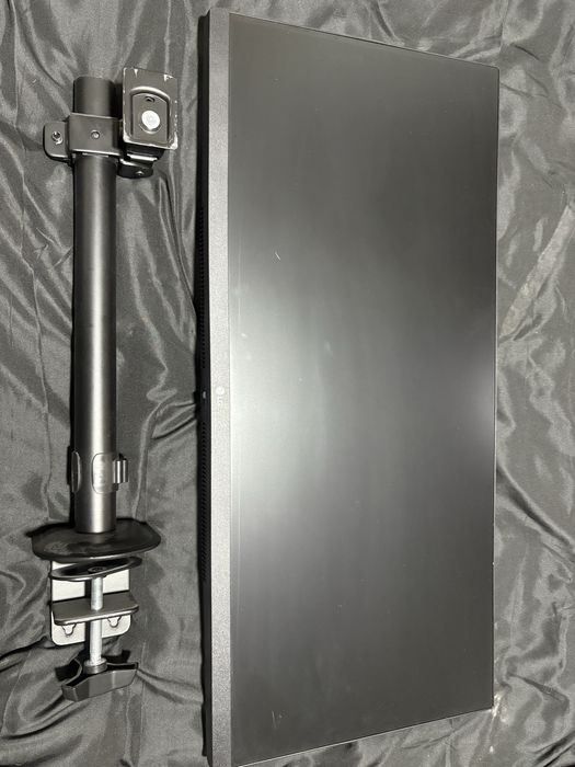 Monitor LG  (21:9) 2560x1080px