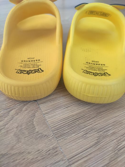 Klapki chłopiec Pikachu Reserved 24/25