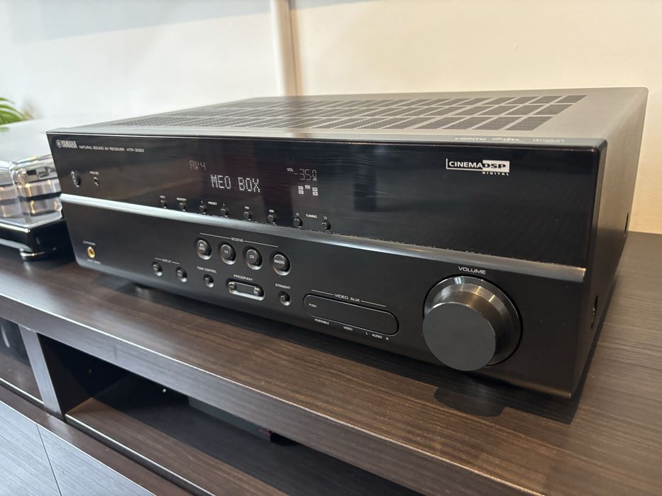 Amplificador -YAMAHA HTR-3063 como novo