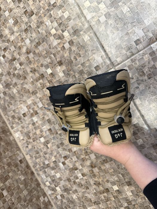 Зимові дитячі черевики 23 розмір